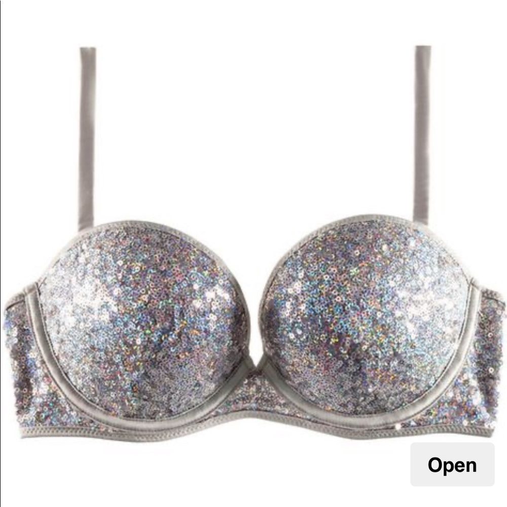 🌺🌺H&M Silver Sequin Bra